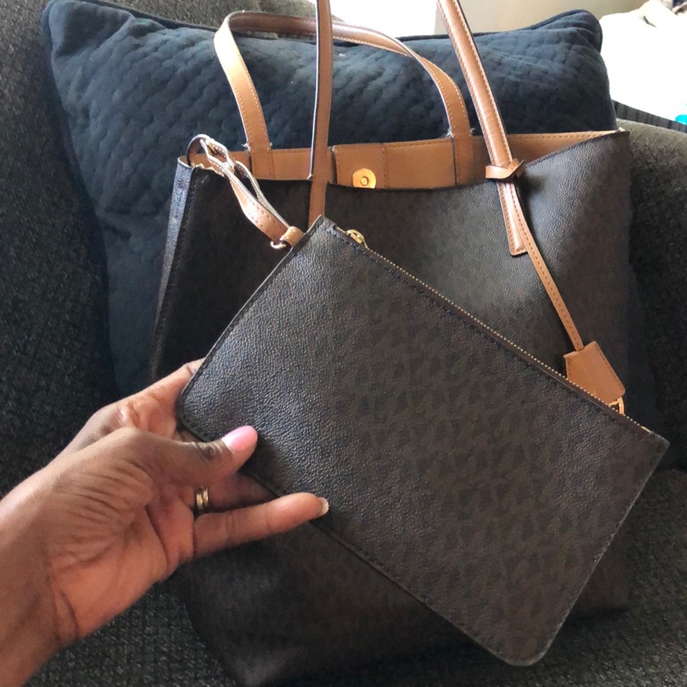 MK Logo Shoulder Bag w/Wristlet